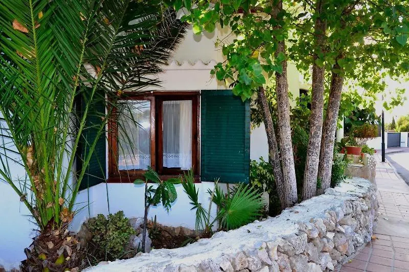 Encantadora Y Fresca Casa Familiar A 1Min Del Mar Biniancolla